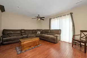 5504 S Willow Ln, Murray, UT 84107 - Photo 5