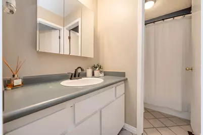 5504 S Willow Ln, Murray, UT 84107 - Photo 21