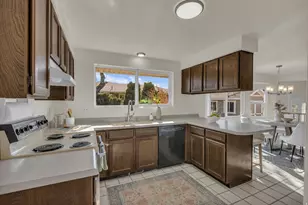 2321 W Harvest Ln, West Jordan, UT 84084 - Photo 9