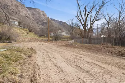 186 N Harrison Blvd #1, Ogden, UT 84404 - Photo 17