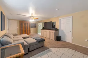 566 S Center St, Santaquin, UT 84655 - Photo 21