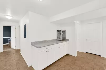 5423 W Pilgrim Dr, West Jordan, UT 84081 - Photo 19