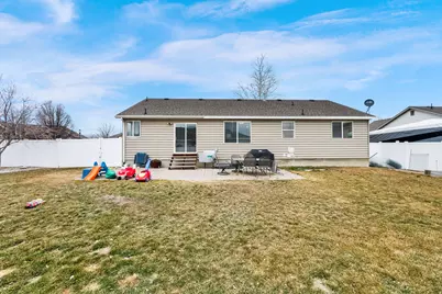 5423 W Pilgrim Dr, West Jordan, UT 84081 - Photo 27