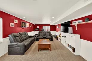 5423 W Pilgrim Dr, West Jordan, UT 84081 - Photo 17