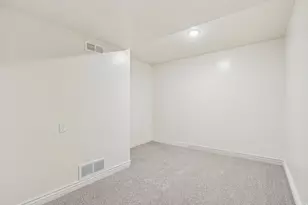 4091 W Swensen Farm Dr, Riverton, UT 84096 - Photo 21