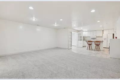 4091 W Swensen Farm Dr, Riverton, UT 84096 - Photo 7