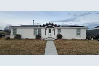 755 E Pine St S, Wellington, UT 84542 - Photo 1