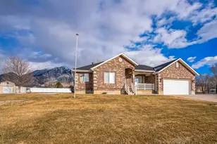 877 S 200 W, Mona, UT 84645 - Photo 3