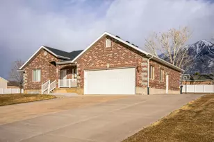 877 S 200 W, Mona, UT 84645 - Photo 3