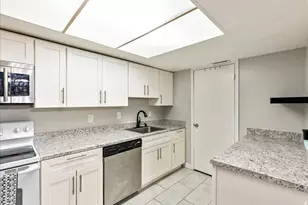 1813 W 7600 S, West Jordan, UT 84084 - Photo 7