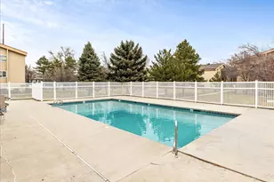 1813 W 7600 S, West Jordan, UT 84084 - Photo 17
