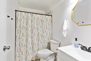 1813 W 7600 S, West Jordan, UT 84084 - Photo 9