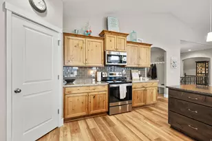 536 S Thurgood Ln, Syracuse, UT 84075 - Photo 13