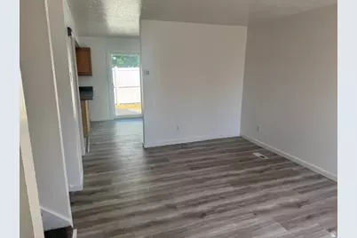 1554 S Monroe #B-1, Ogden, UT 84404 - Photo 11