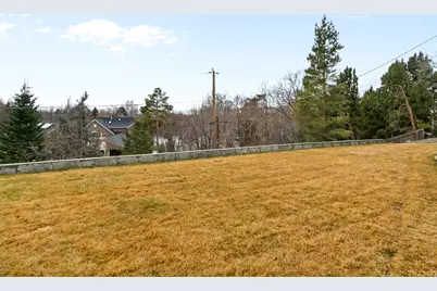 2760 E Blue Spruce Dr, Holladay, UT 84117 - Photo 35