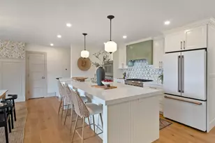 2760 E Blue Spruce Dr, Holladay, UT 84117 - Photo 9