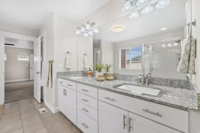 5091 E Flat Pass Way S, Eagle Mountain, UT 84005 - Photo 17