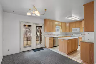 4064 W Aquarius Cir S, Salt Lake City, UT 84118 - Photo 7