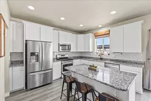 893 N Spring Ln, Spanish Fork, UT 84660 - Photo 15