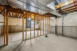 3884 W Coral Dune Dr, South Jordan, UT 84009 - Photo 41