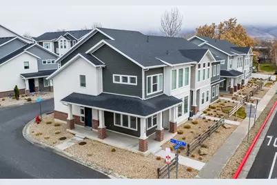 339 W 25 N #6, Layton, UT 84041 - Photo 1