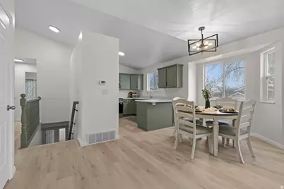 337 E 910 N, Tooele, UT 84074 - Photo 7