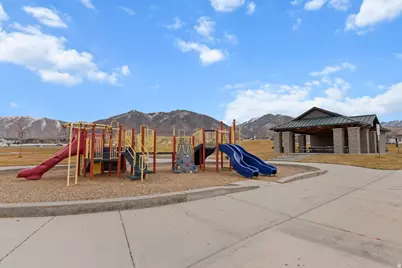 337 E 910 N, Tooele, UT 84074 - Photo 19