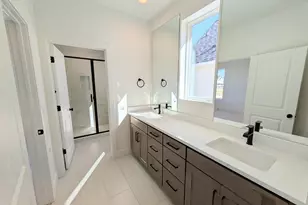 7034 W Lake Ave S, South Jordan, UT 84009 - Photo 17