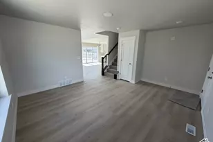 2272 E Yellow Blossom St, Eagle Mountain, UT 84005 - Photo 9