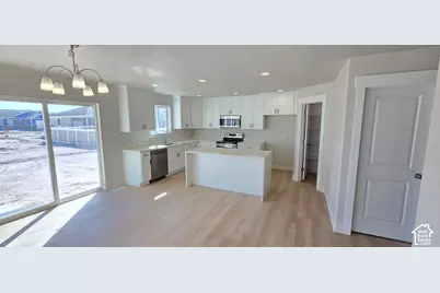 2272 E Yellow Blossom St #484, Eagle Mountain, UT 84005 - Photo 3