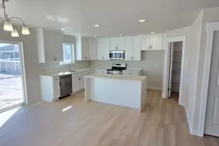 2272 E Yellow Blossom St, Eagle Mountain, UT 84005 - Photo 3