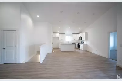 2268 E Sego Liliy Dr #508, Eagle Mountain, UT 84005 - Photo 3