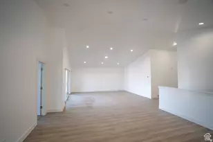 2268 E Sego Liliy Dr, Eagle Mountain, UT 84005 - Photo 5