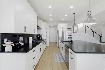 2747 S Country Club Way, Garden City, UT 84028 - Photo 17