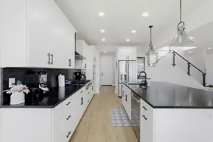 2747 S Country Club Way, Garden City, UT 84028 - Photo 17