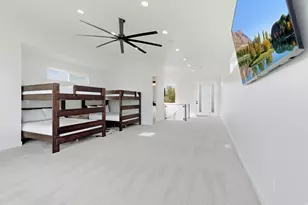 2747 S Country Club Way, Garden City, UT 84028 - Photo 29
