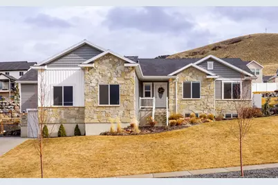 668 N 800 E, Hyde Park, UT 84318 - Photo 39