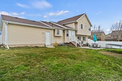 1857 N 50 W, Layton, UT 84041 - Photo 29