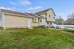 1857 N 50 W, Layton, UT 84041 - Photo 29