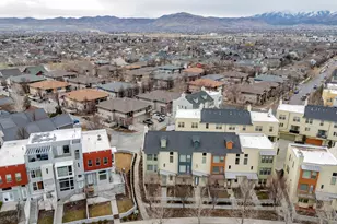 4763 W Daybreak Rim Way, South Jordan, UT 84009 - Photo 27