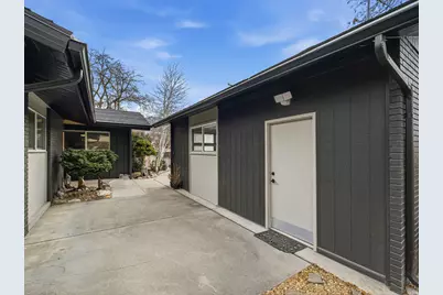 2341 E Neffs Ln S, Millcreek, UT 84109 - Photo 33