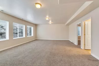 1533 W Homecoming Ave, South Jordan, UT 84095 - Photo 19