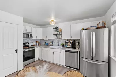 5241 W Cyclamen Way S, West Jordan, UT 84081 - Photo 5