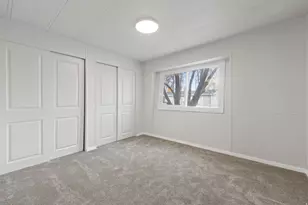 264 E Crescentwood Dr, Sandy, UT 84070 - Photo 9