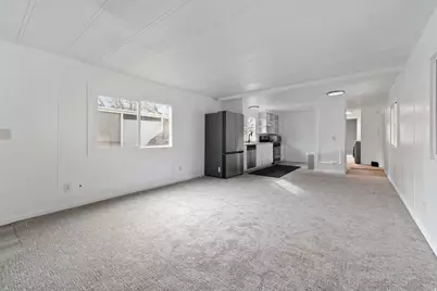 264 E Crescentwood Dr #256, Sandy, UT 84070 - Photo 3