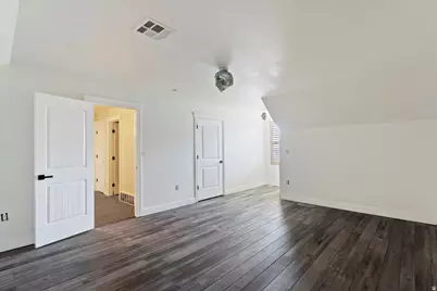 1686 W 2425 S, Syracuse, UT 84075 - Photo 29