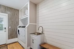 1686 W 2425 S, Syracuse, UT 84075 - Photo 11