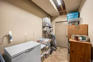 2005 N Casscade Cyn, Saint George, UT 84770 - Photo 31