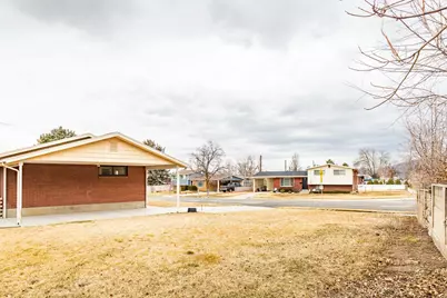 109 W 900 S, Bountiful, UT 84010 - Photo 23