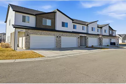 561 N 225 E, Providence, UT 84332 - Photo 3